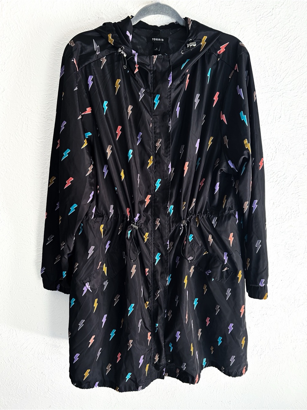 Torrid Lightning Bolt Hooded Rain Jacket Windbreaker Black Multicolor Size 2 - Picture 3 of 8